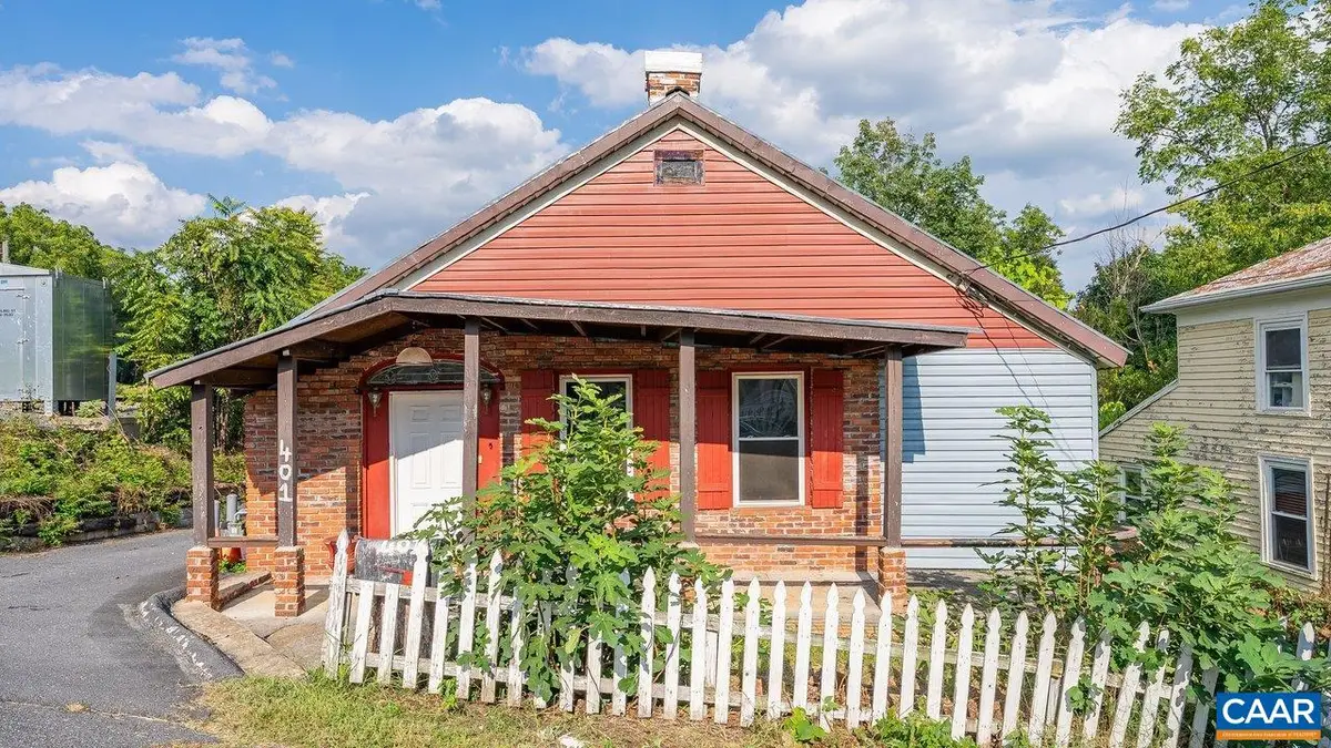401 Bowling St, Staunton, VA 24401 - #1