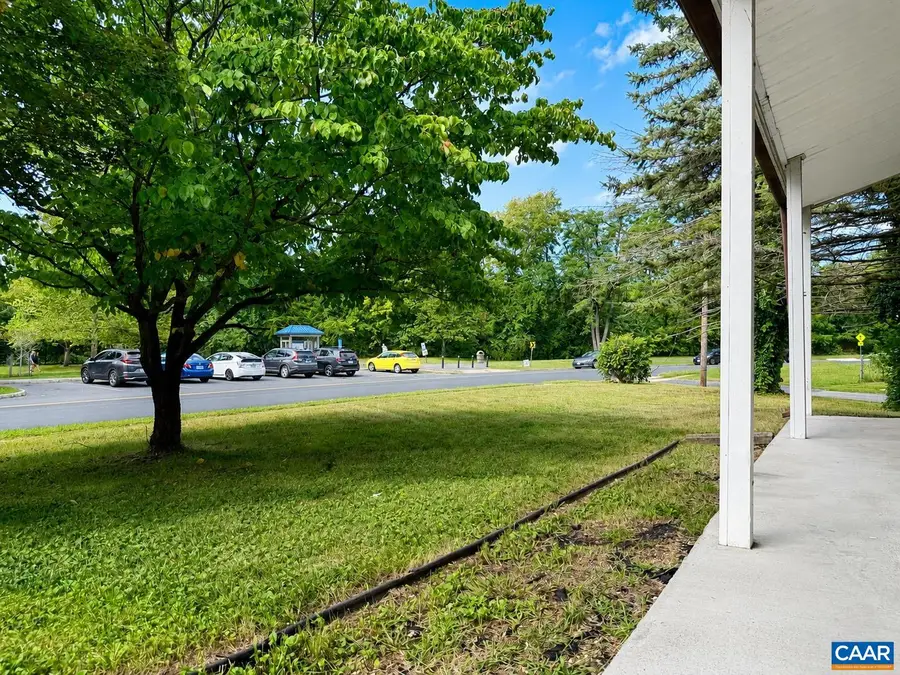 627 Arch Ave, Waynesboro, VA 22980 - #3
