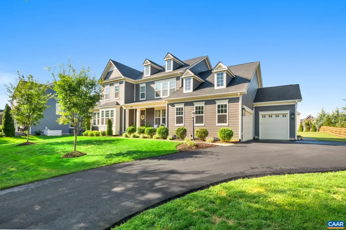 929 Park Ridge Dr, Crozet, VA 22932 - #1