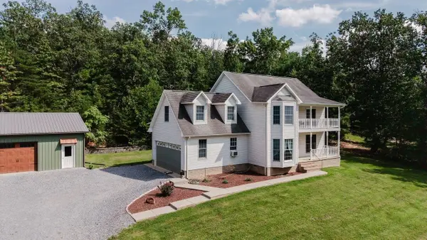 19806 Huckleberry Rd, Elkton, VA 22827