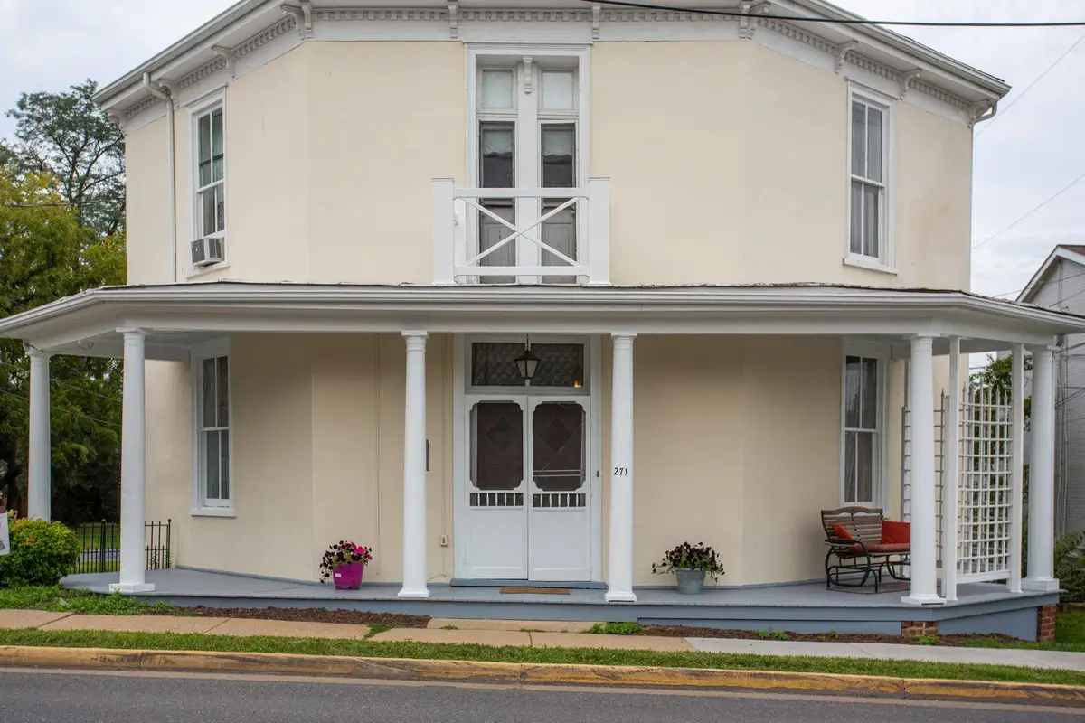271 Liberty St S, Harrisonburg, VA 22801 - #1
