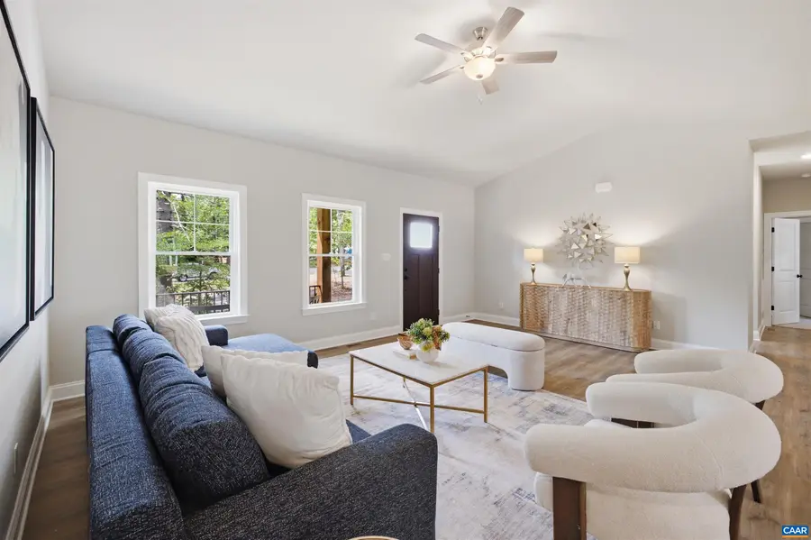 354 Glenmore Ln, Keswick, VA 22947 - #2