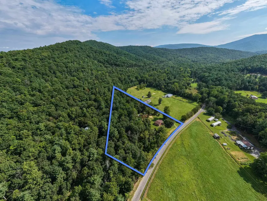 2641 Dry Run Rd, Luray, VA 22835 - #2