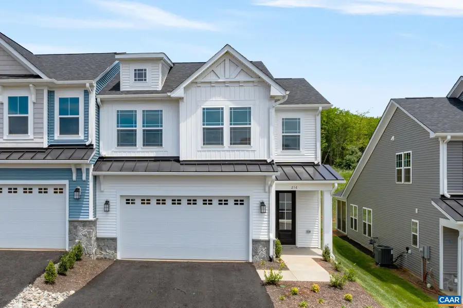 137 Springdale Rd, Waynesboro, VA 22980 - #2