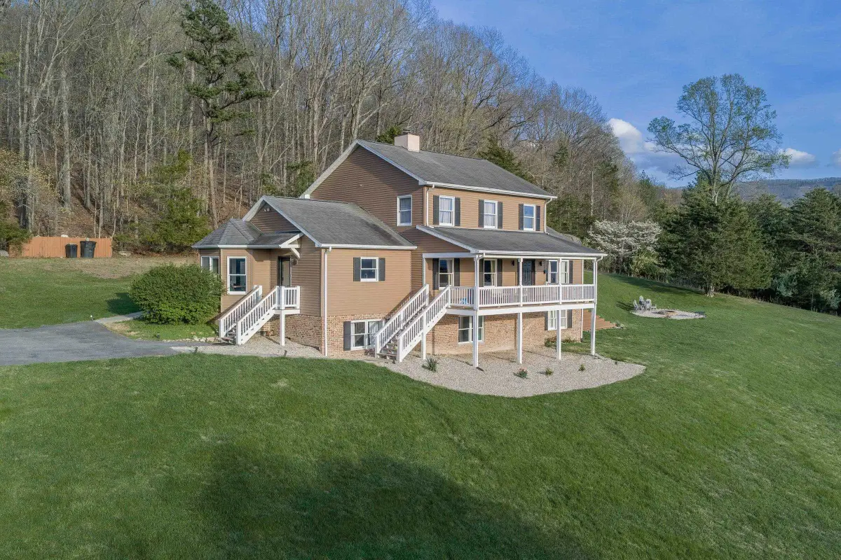 377 Rattler Rd, Vesuvius, VA 24483 - #1