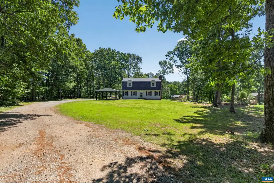 227 Oakland Dr, Madison Heights, VA 24572 - #3