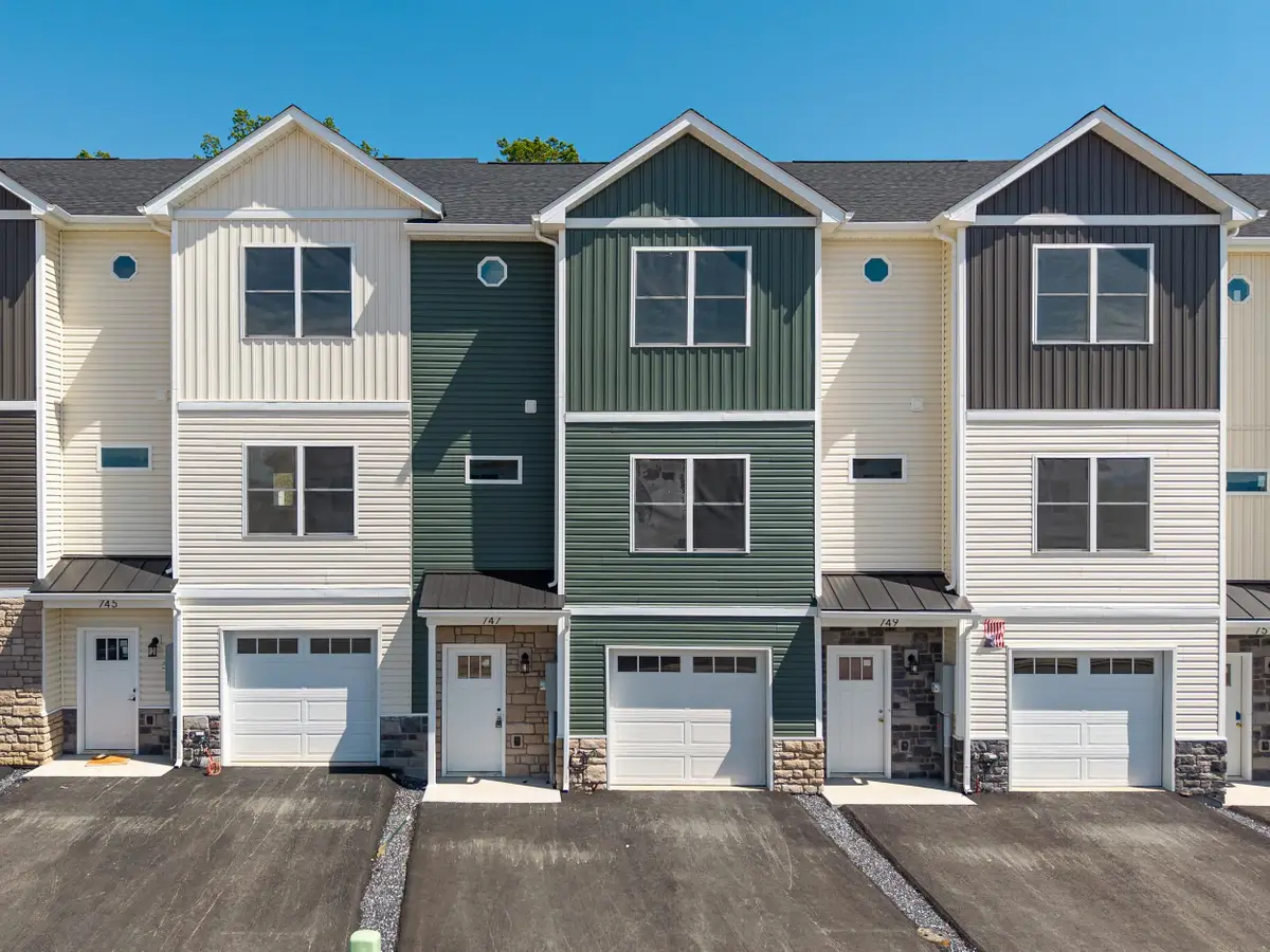 747 Zephyr Dr, Harrisonburg, VA 22801 - #1