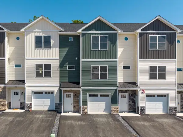 747 Zephyr Dr, Rockingham, VA 22801