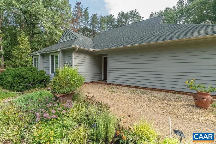153 Greene Ct, Ruckersville, VA 22968 - #2