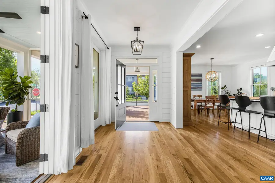 400 Lochlyn Hill Dr, Charlottesville, VA 22901 - #2