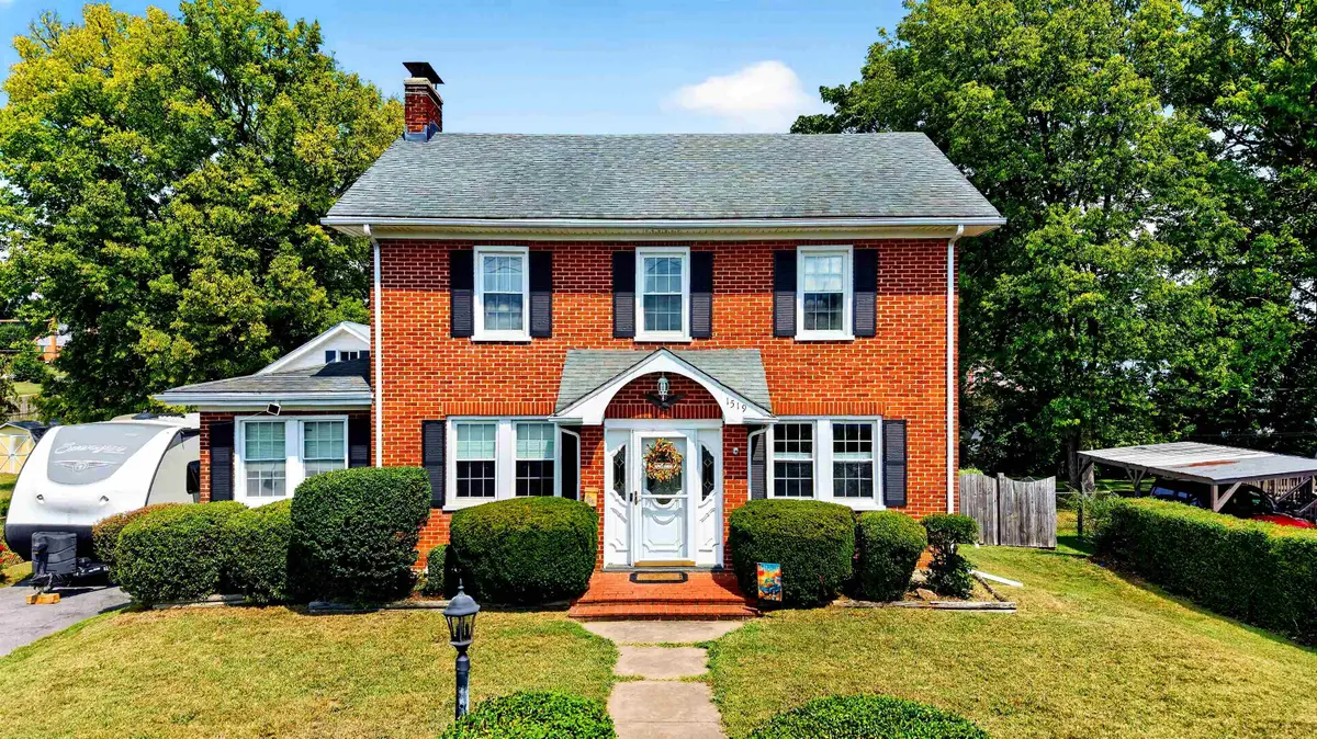 1519 Park Rd, Waynesboro, VA 22980 - #1