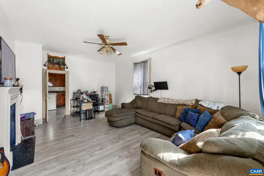 316 Main St, Palmyra, VA 22963 - #2