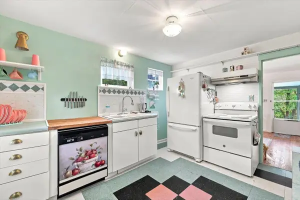 1450 Ashby St, Staunton, VA 24401