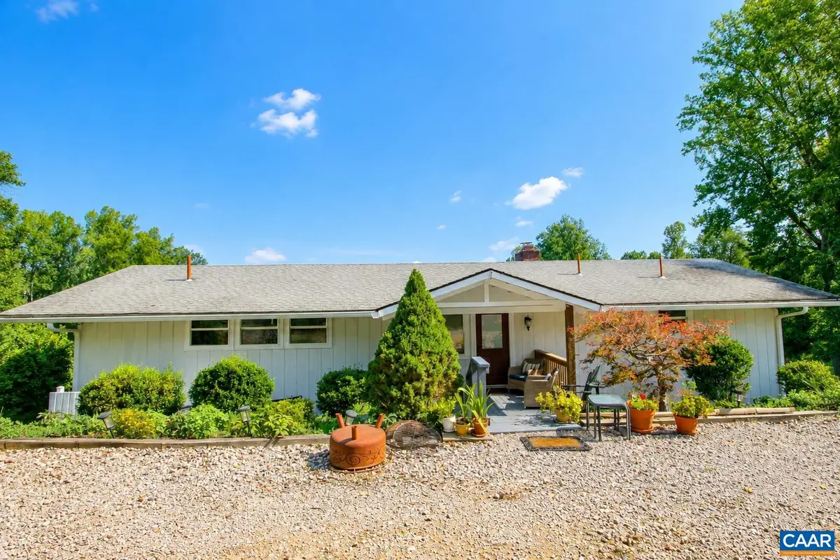 8000 Batesville Rd, Afton, VA 22920 - #1