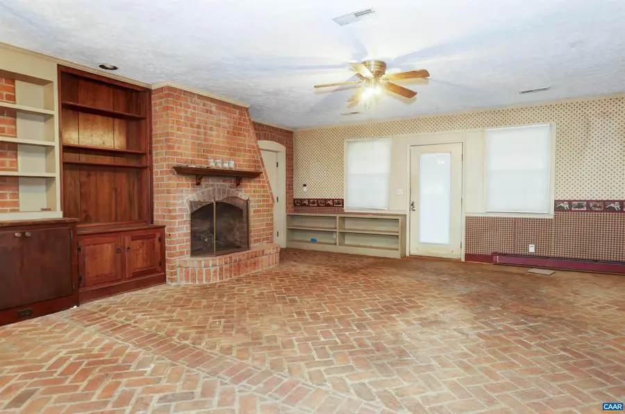 5034 Stony Point Pass, Keswick, VA 22947 - #2