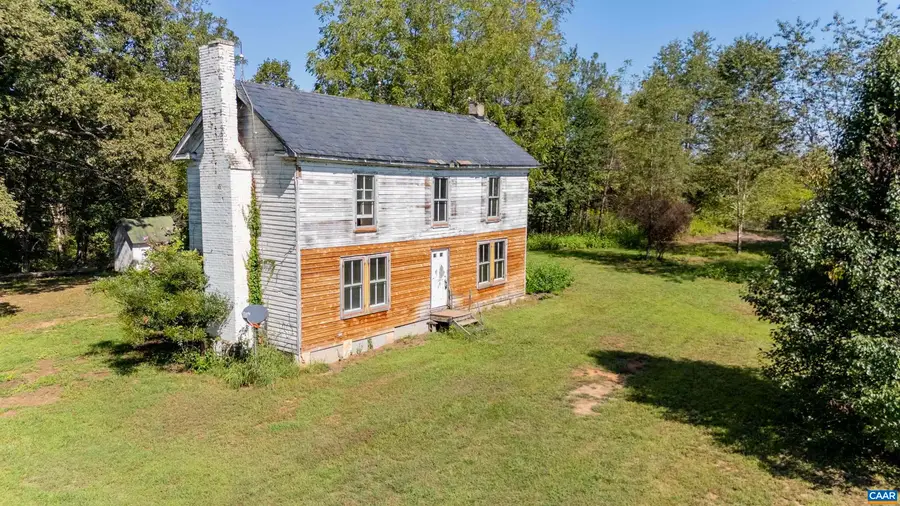 155 Roachs Ln, Dillwyn, VA 23936 - #3