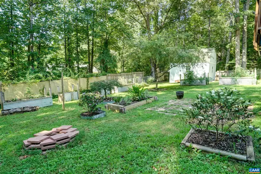 688 Carnation Rd, Ruckersville, VA 22968 - #2