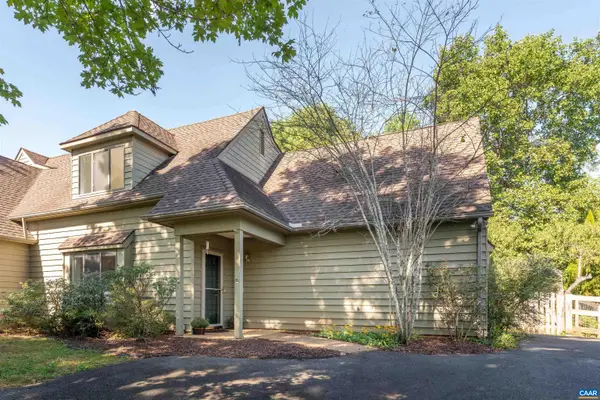 1134 Amber Ridge Rd, Charlottesville, VA 22901
