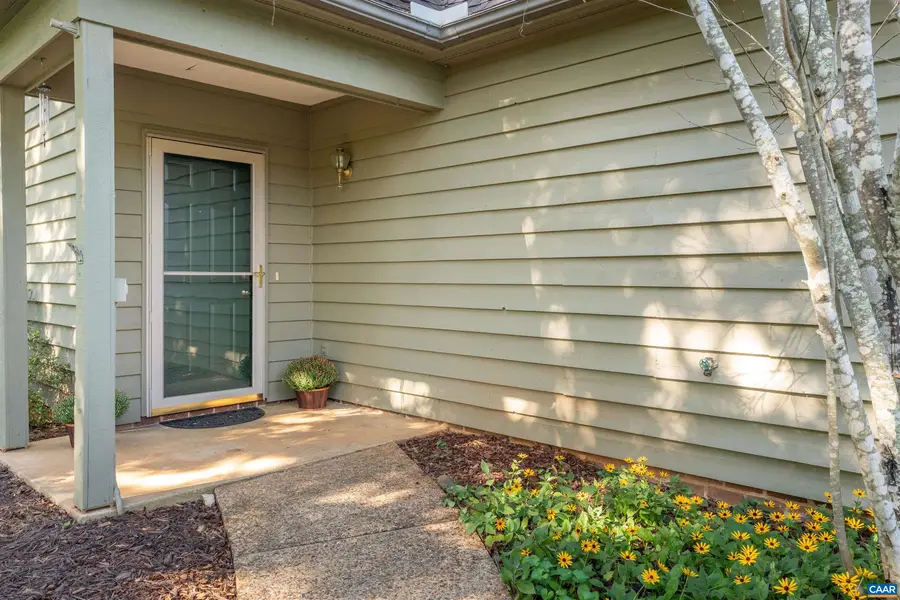 1134 Amber Ridge Rd, Charlottesville, VA 22901 - #2