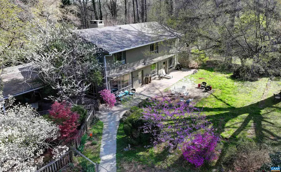 23 Old Farm Rd, Charlottesville, VA 22903 - #3