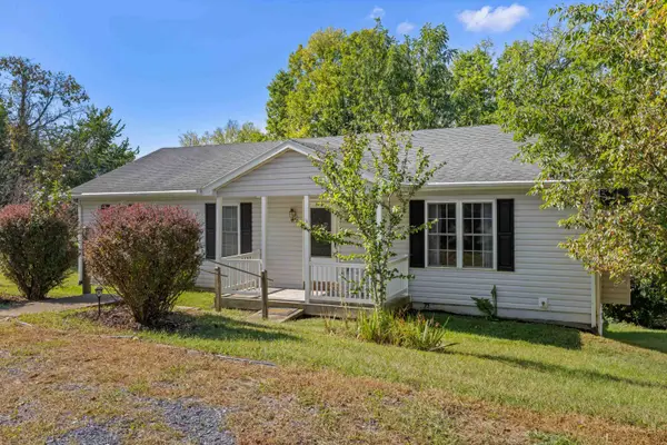 36 Arlington St, Staunton, VA 24401