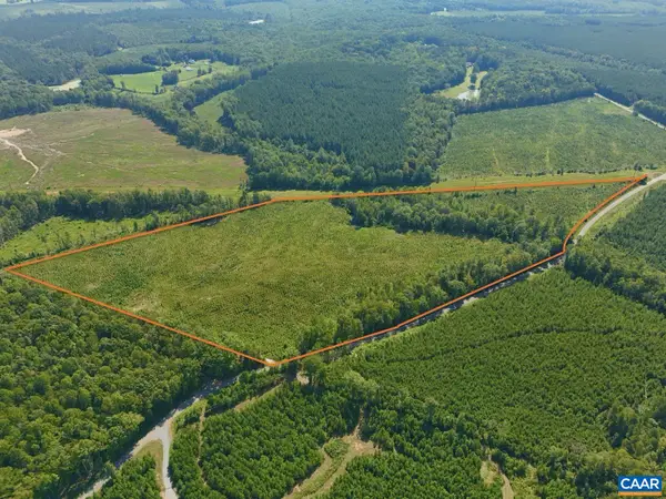 6 Community House Rd, Kents Store, VA 23084