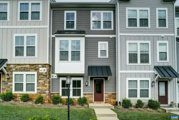 4513 Berwyn Ln, Charlottesville, VA 22902