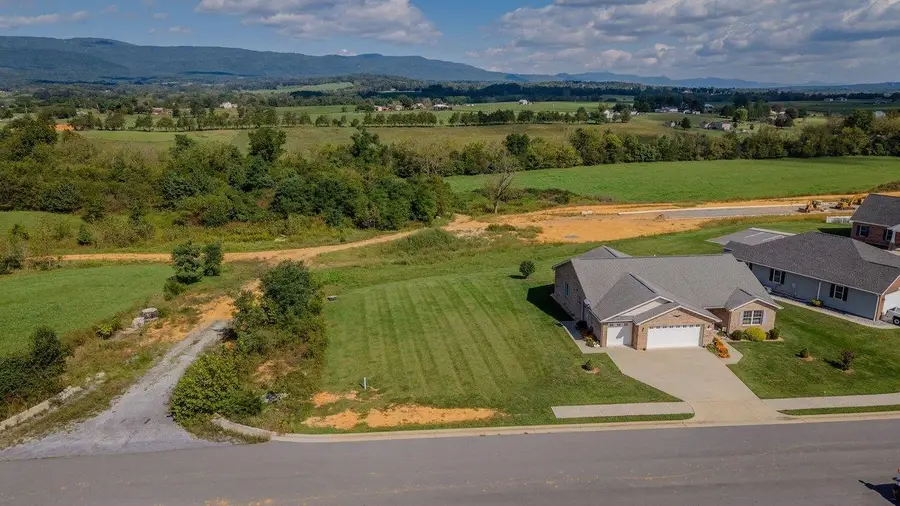 14555 Beatty Dr, Elkton, VA 22827 - #3
