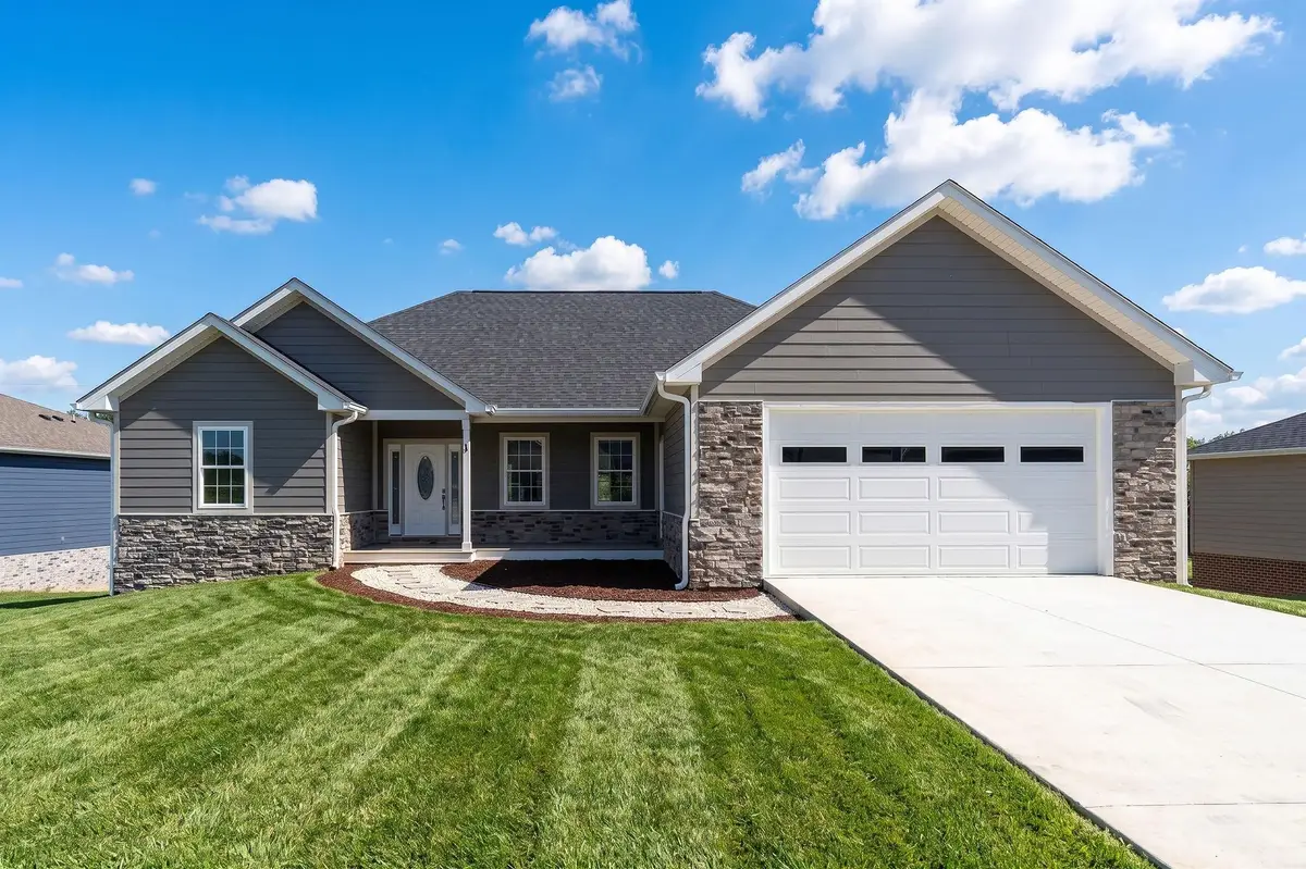 44 Autumn Bluff Dr, Weyers Cave, VA 24486 - #1