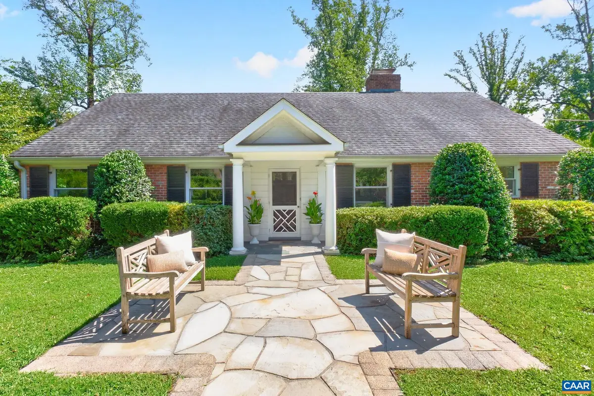 104 Buckingham Rd, Charlottesville, VA 22903 - #1