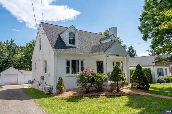 1036 Locust Ave, Charlottesville, VA 22901