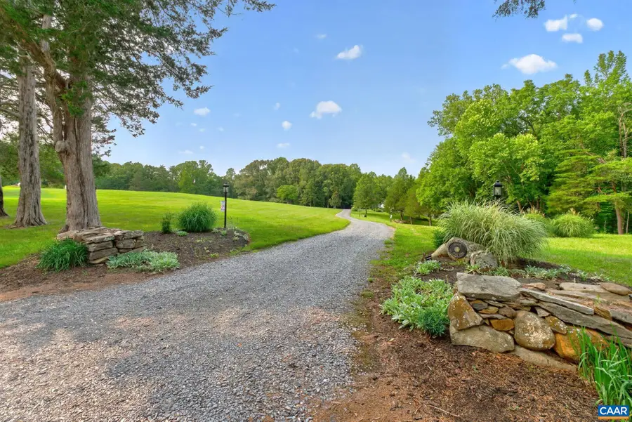 1089 Broken Island Rd, Palmyra, VA 22963 - #2