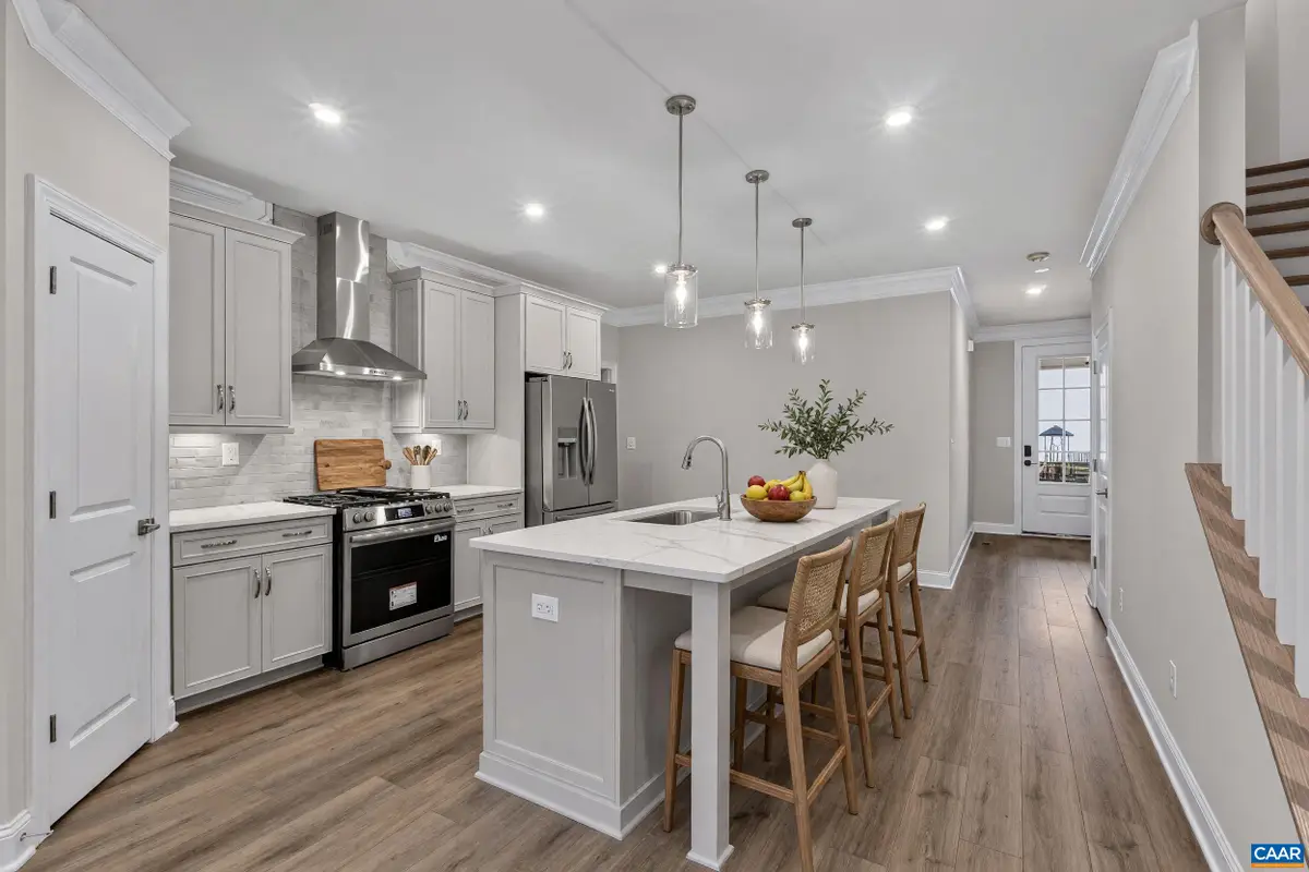 1370 Marcella St, Charlottesville, VA 22911 - #1