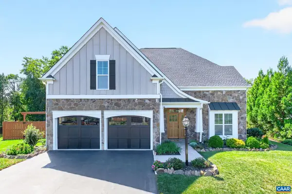 1410 Hillbrook Ct, Charlottesville, VA 22901
