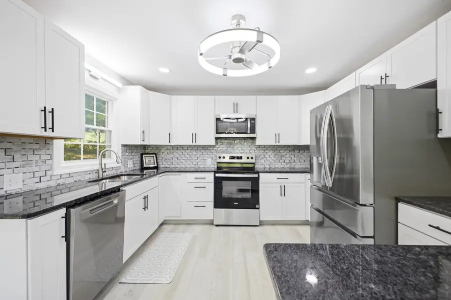 1177 Nelson Dr, Harrisonburg, VA 22801 - #2