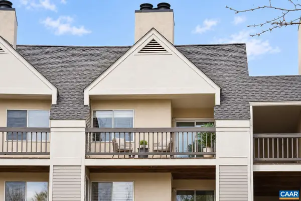 1243 Cedars Ct, Charlottesville, VA 22903