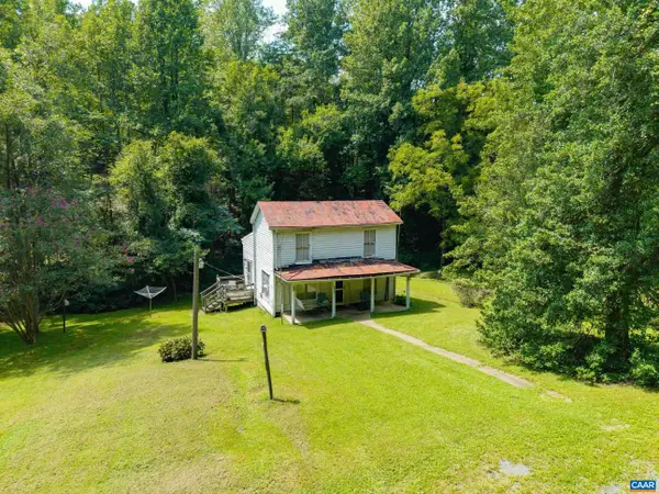 6864 Free Union Rd, Free Union, VA 22940