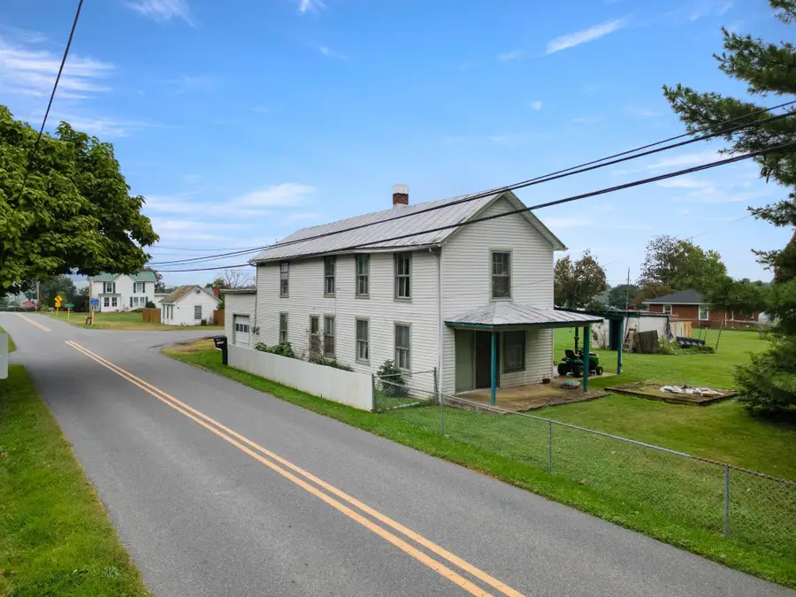 2905 Pineville Rd, McGaheysville, VA 22840 - #2