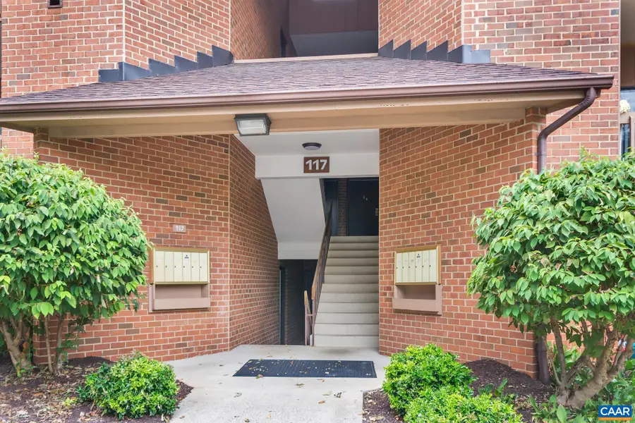 117 Turtle Creek Rd, Charlottesville, VA 22901 - #2