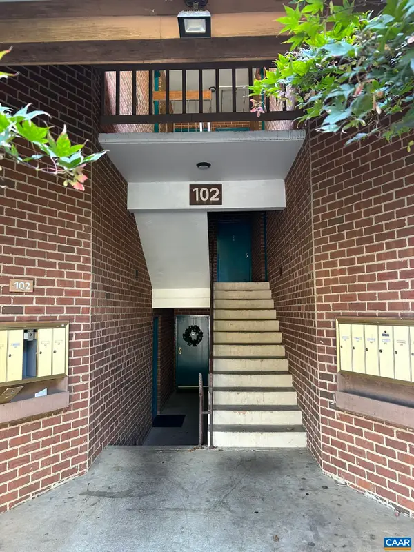 102 Turtle Creek Rd, Charlottesville, VA 22901