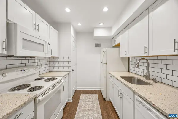 143 Green Turtle Ln, Charlottesville, VA 22901