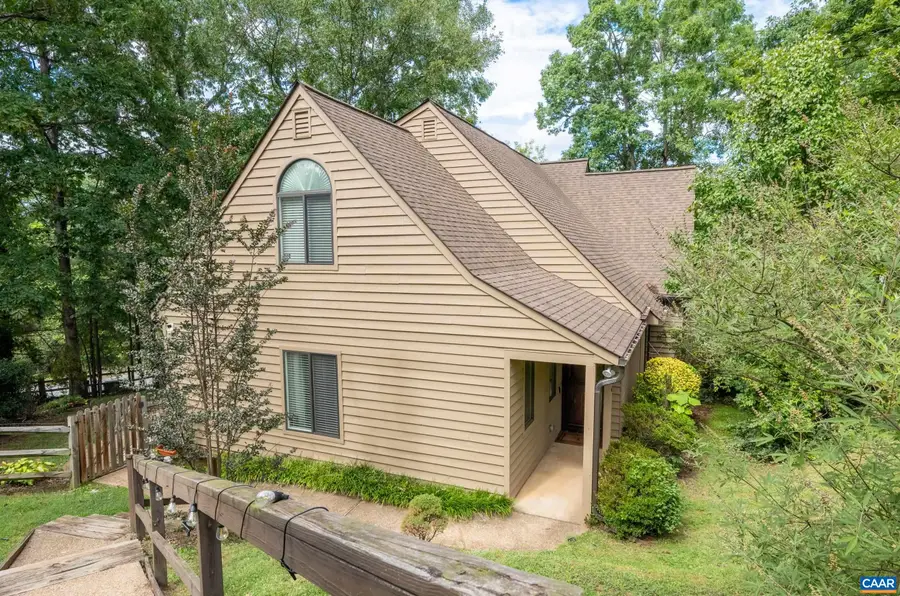 1306 Creekside Dr, Charlottesville, VA 22902 - #3