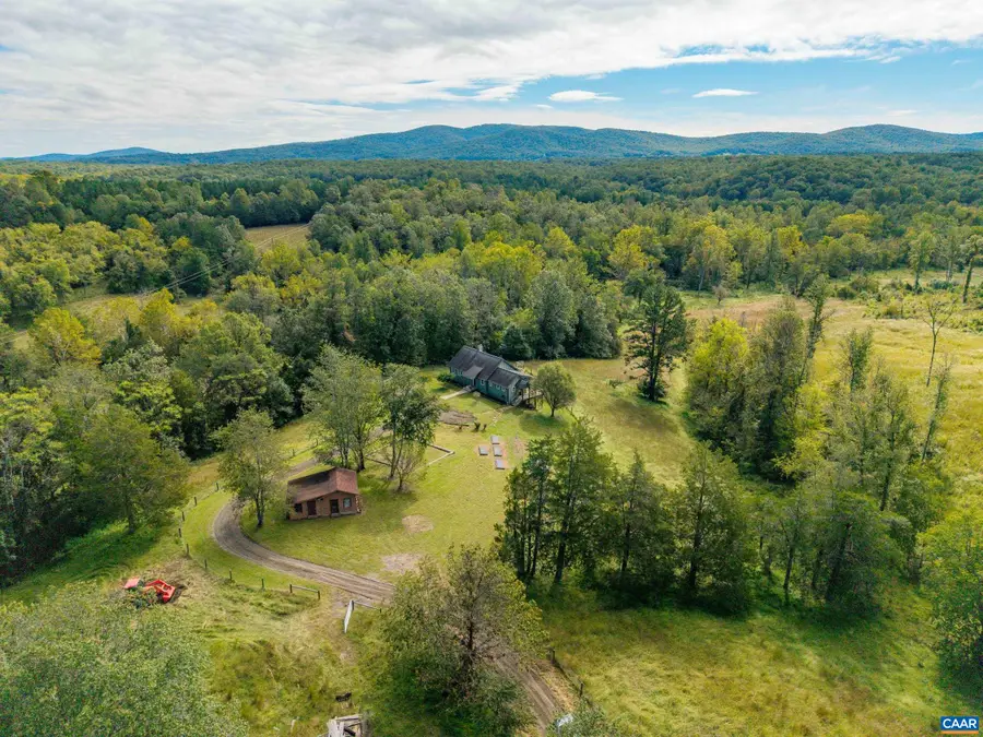 3795 Five Forks Ln, Barboursville, VA 22923 - #2
