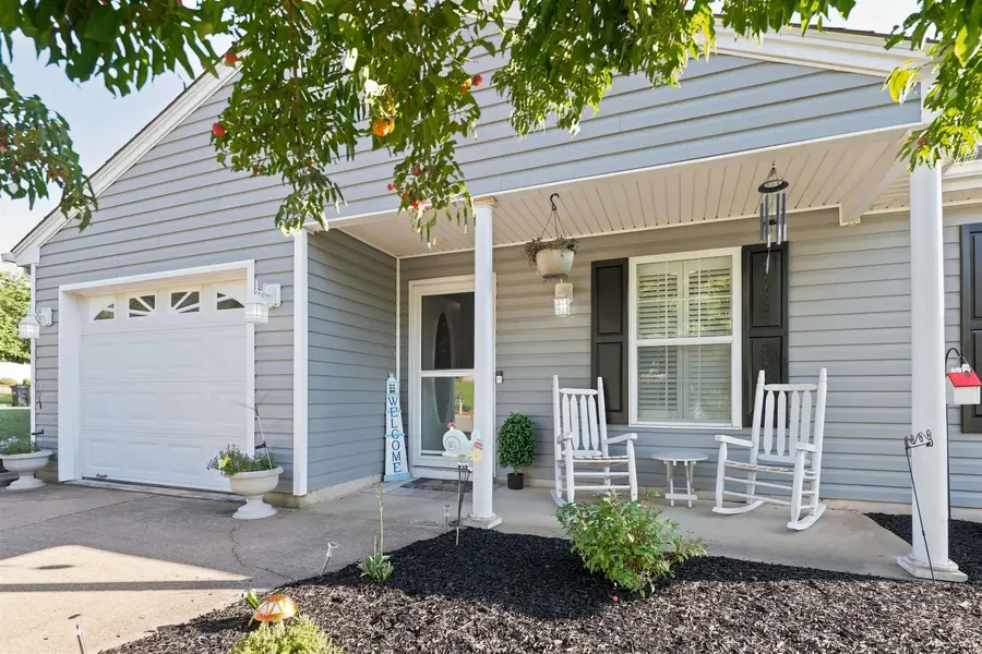 300 Greenwood Rd, Staunton, VA 24401 - #3