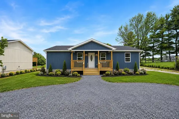 130 Wesley Chapel Dr, Edinburg, VA 22824