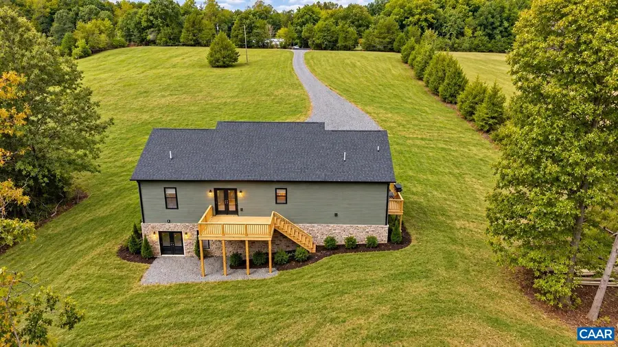 988 Buffalo Rd, Dillwyn, VA 23936 - #2