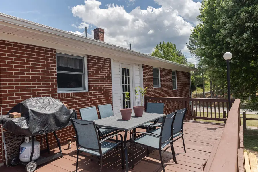896 Collierstown Rd, Lexington, VA 24450 - #3