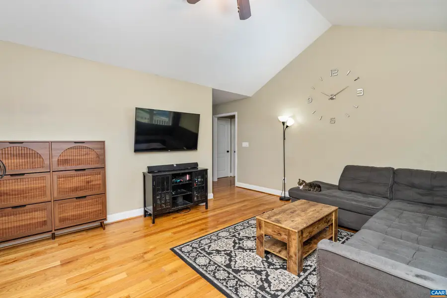 38 Hayrick Rd, Waynesboro, VA 22980 - #3