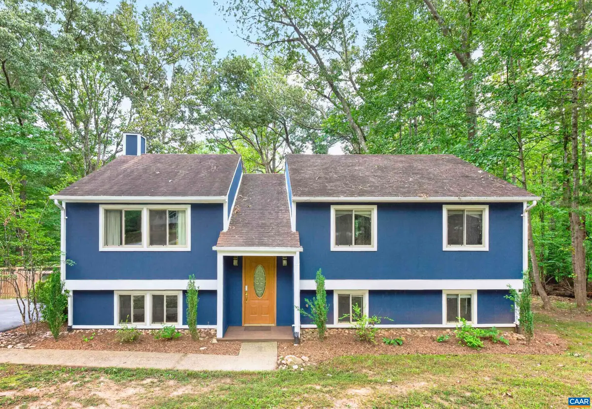 304 Crestfield Ct, Charlottesville, VA 22911 - #1