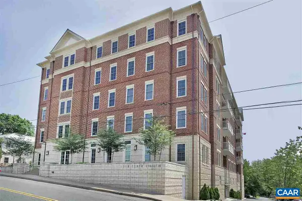 210 NE 10th St, Charlottesville, VA 22902